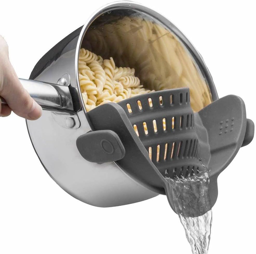 Universal Clip-On Silicone Pot Strainer – Heat-Resistant, Hands-Free Snap-On Colander for Easy Draining